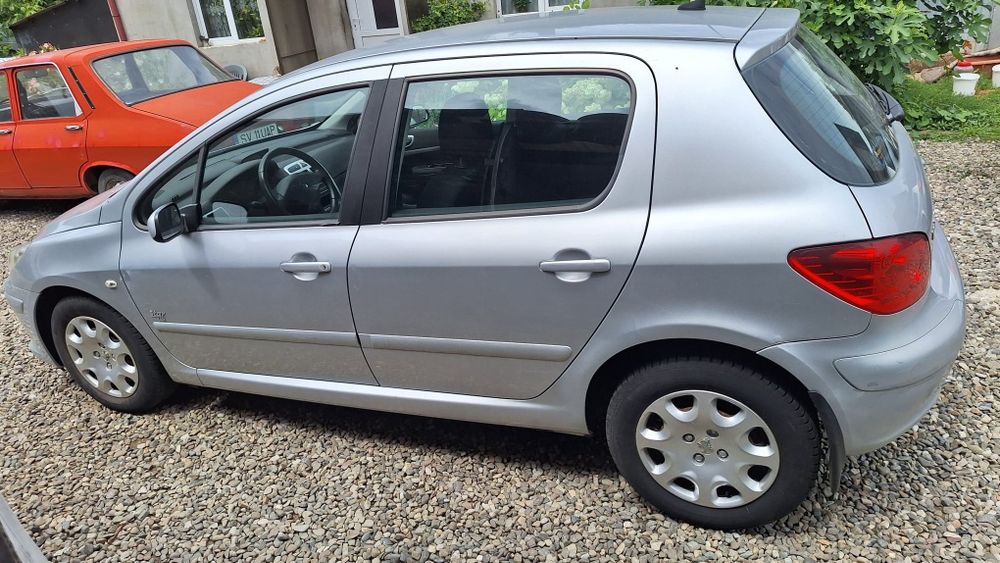 Peugeot 307 2007.  1.6 i.  80000 km
