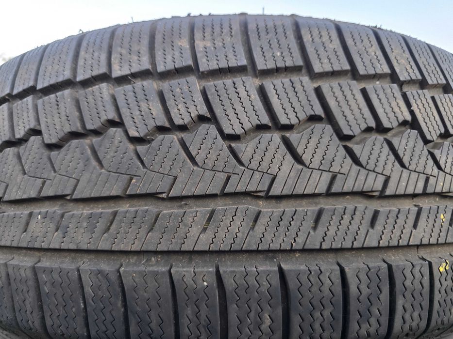 2бр Зимни гуми 225 55 17 - Zeetex - DOT 2024