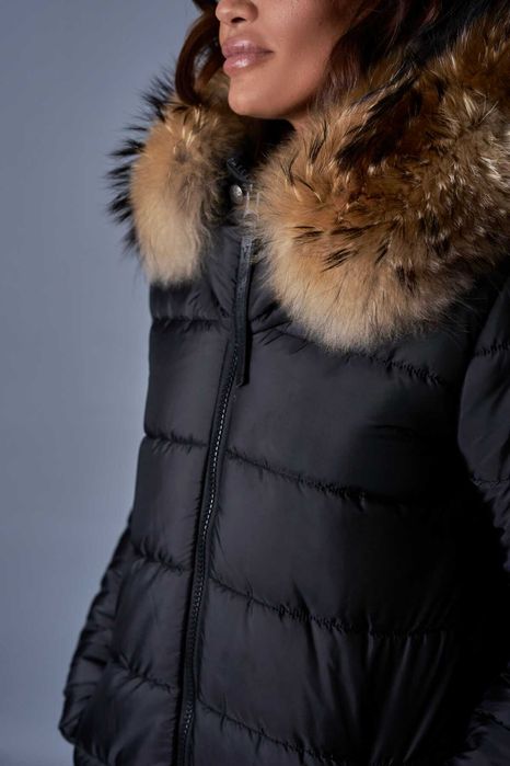 Дамско зимно яке с голяма яка от естествен косъм