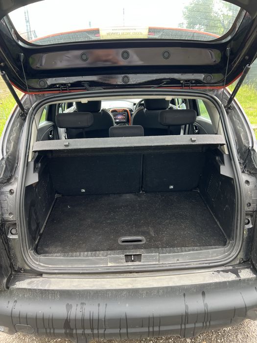 Dezmembrez / Dezmembrari Renault Captur