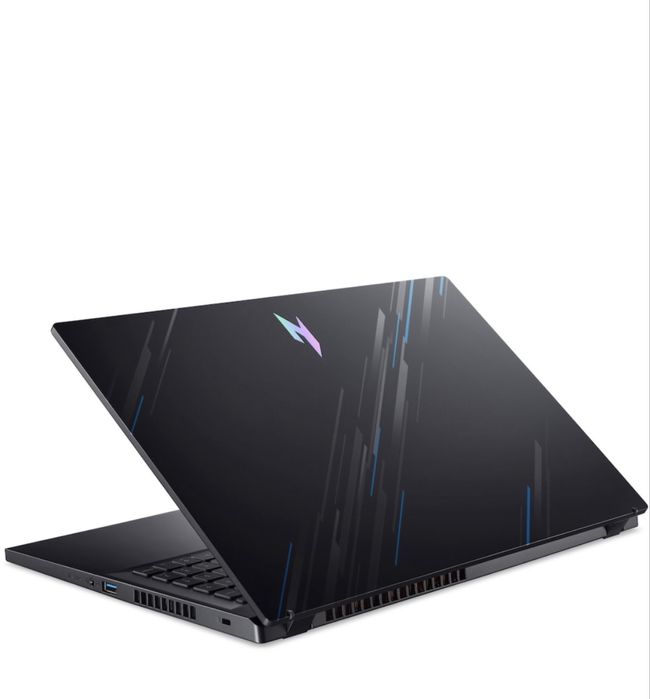 Laptop gaming acer nitro v15 - ca nou- in garantie 1 an si 5 luni