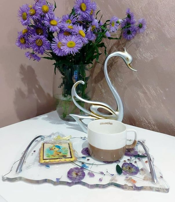 Чинии и поднос от епоксидна смола