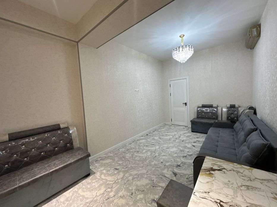 Yashnobod Olmosda ijaraga kvartira bor. Oilaga Yangi uy. Tevroremont