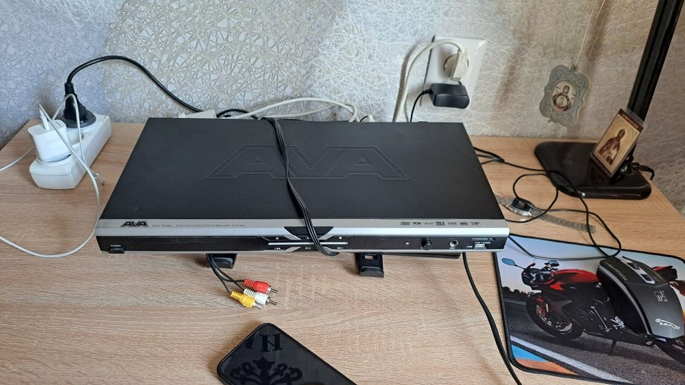 DVD плеер ava vhs