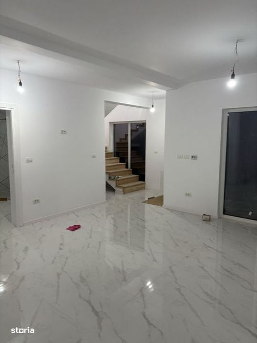 De vanzare: casa moderna la cheie, Isalnita – 150 mp utili, teren 50