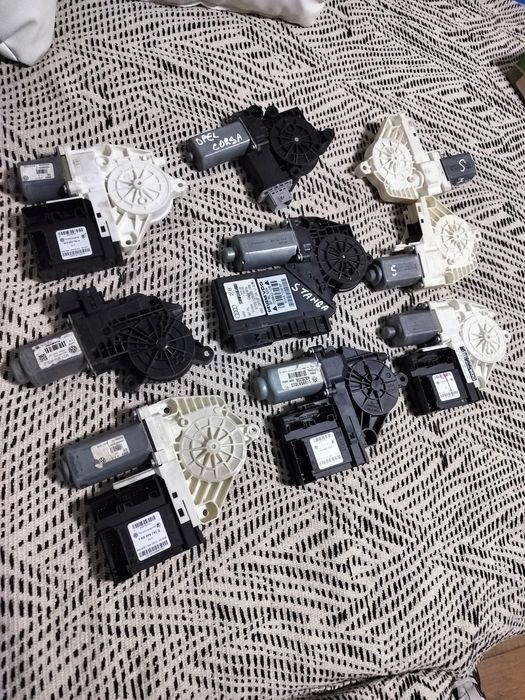 Motoraș macara geam