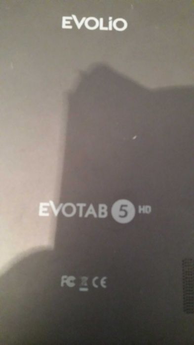 Vînd 2 tablete ambele functionale