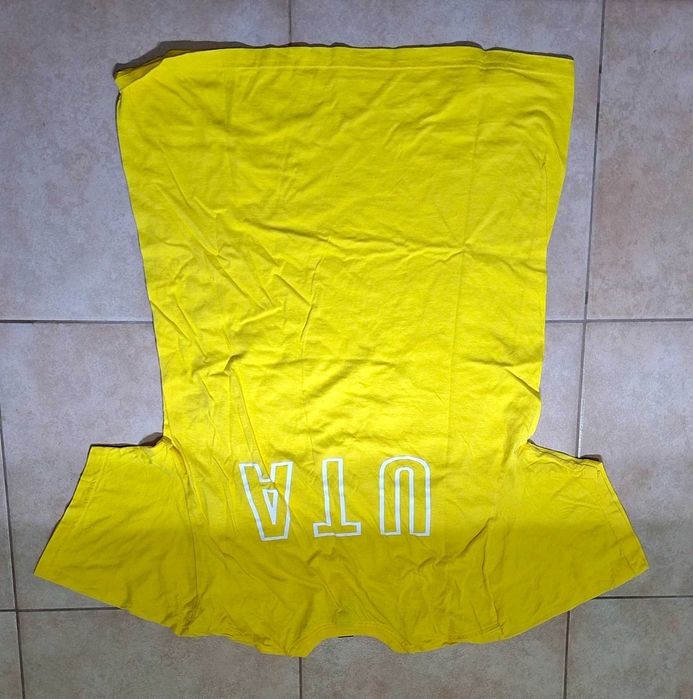 set, tricou cu pantaloni si manusi de la UTA ARAD