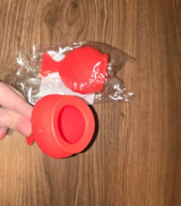 Нов lip plumper масажор за уголемяване на устни