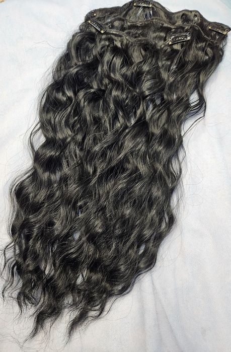 Естествено чуплива черна коса- естествена