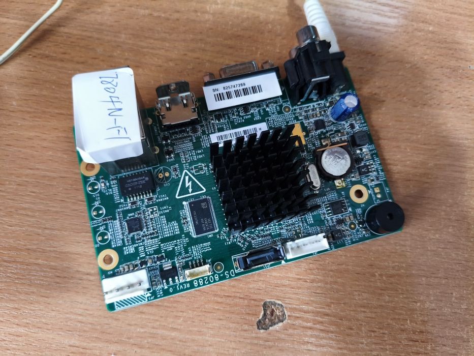 Плата видеорегистратора Hikvision 7804N