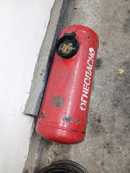 Продам Газ балон