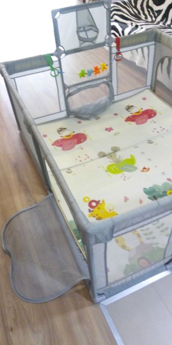 Vând țarc joacă pentru copii