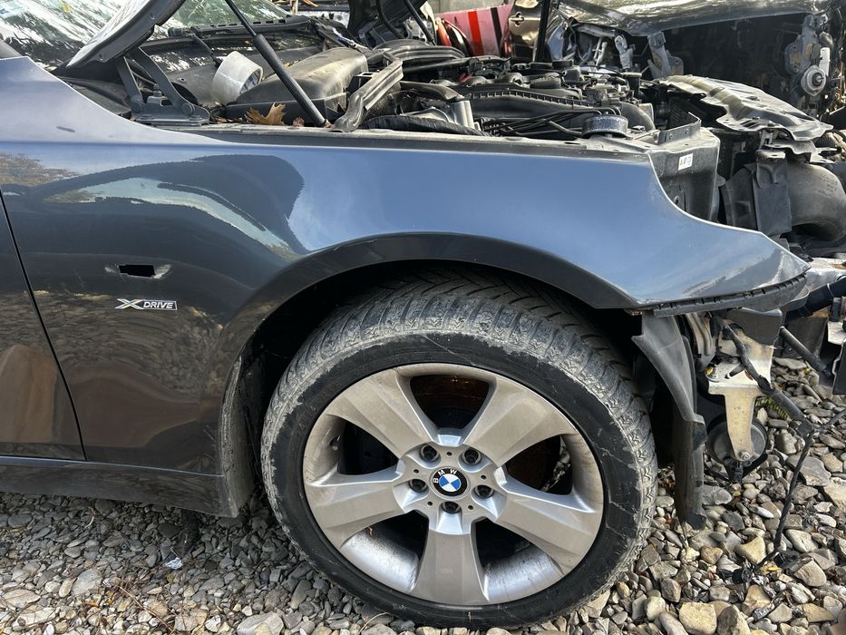 Aripă dreapta față BMW E60, E61