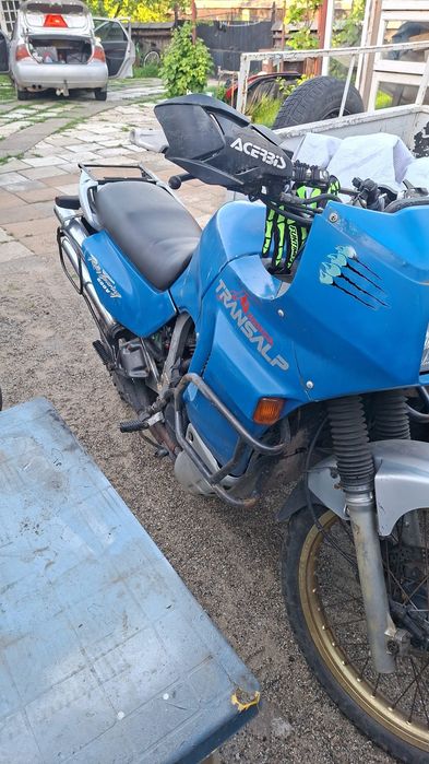 Vand sau schimb cu motor de a1