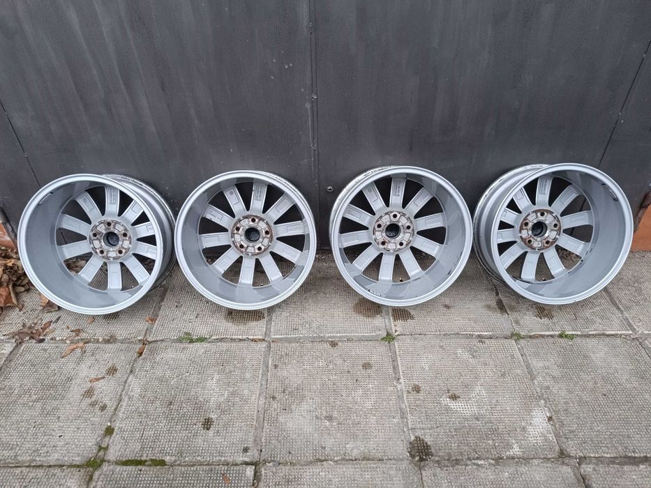 ОРИГИНАЛНИ джанти 17' цола 5x112 ФОЛКСВАГЕН / VW Touran GOLF 57,1 ET52