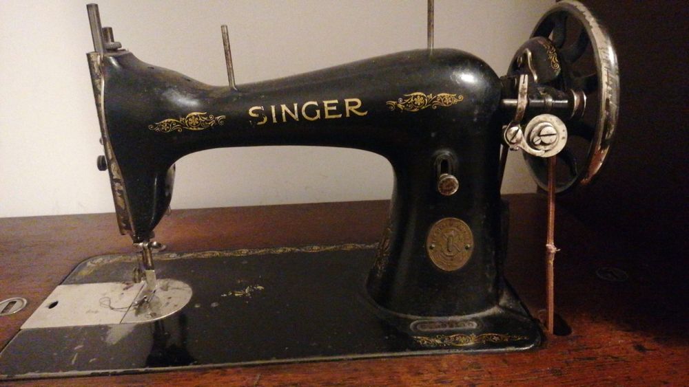 Mașină de Cusut SINGER