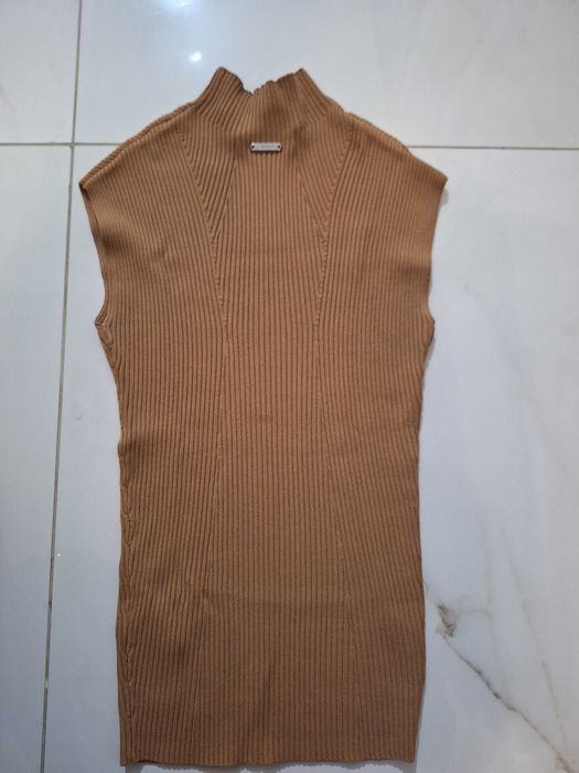 Блуза тънко плетиво Guess без ръкави