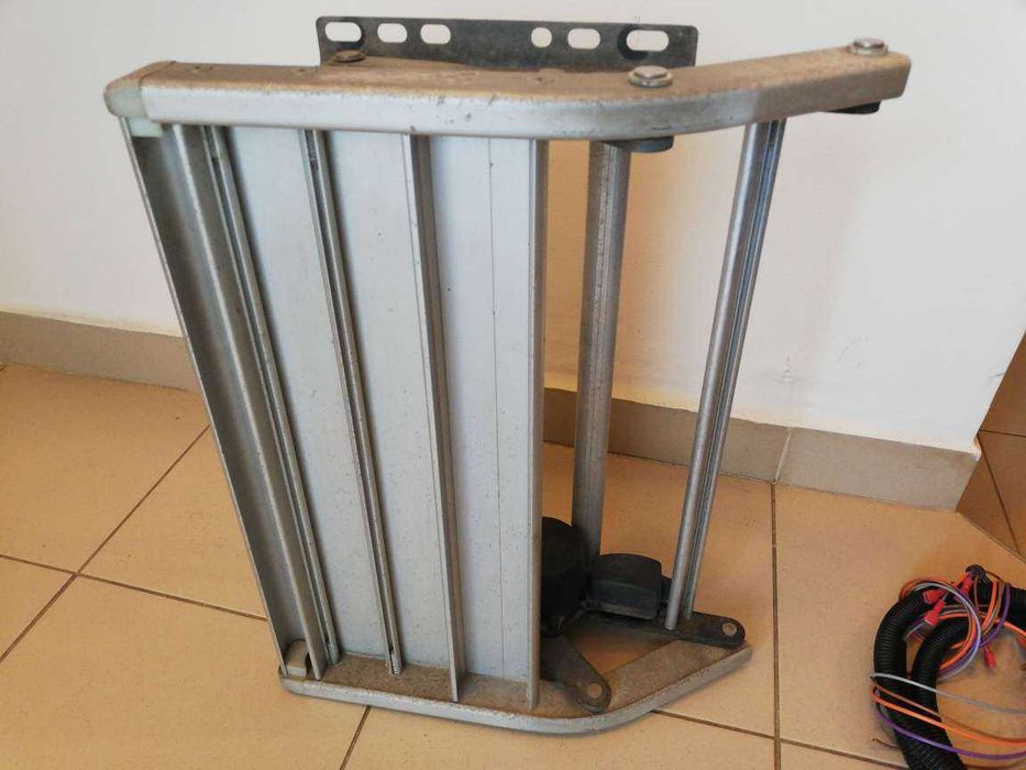 Thule 12V simpla treapta electrica rulota aluminiu