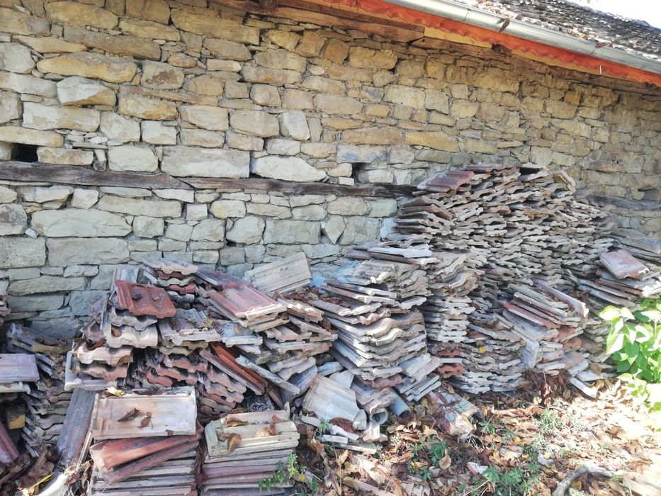 Едно канални и двуканални цигли, втора употреба