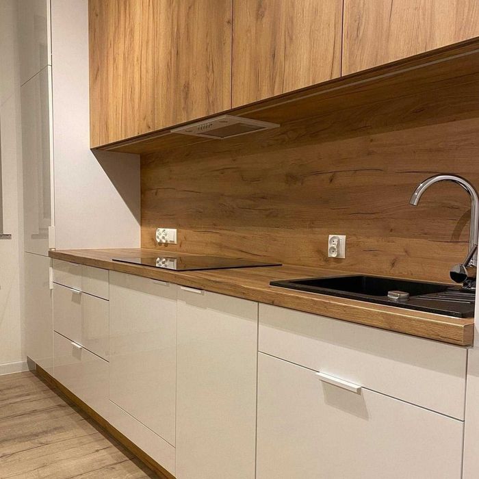 Bucatarii la comanda - Mobilast Romania