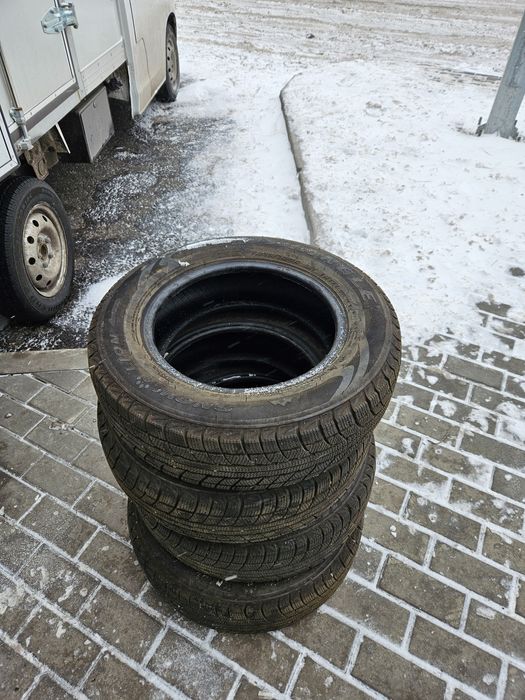 Продаю шины липучки