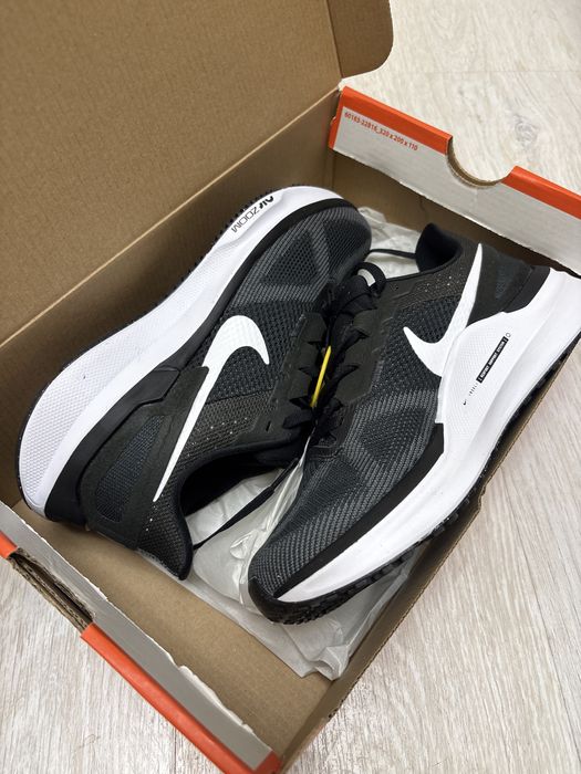 Nike Air Zoom Structure