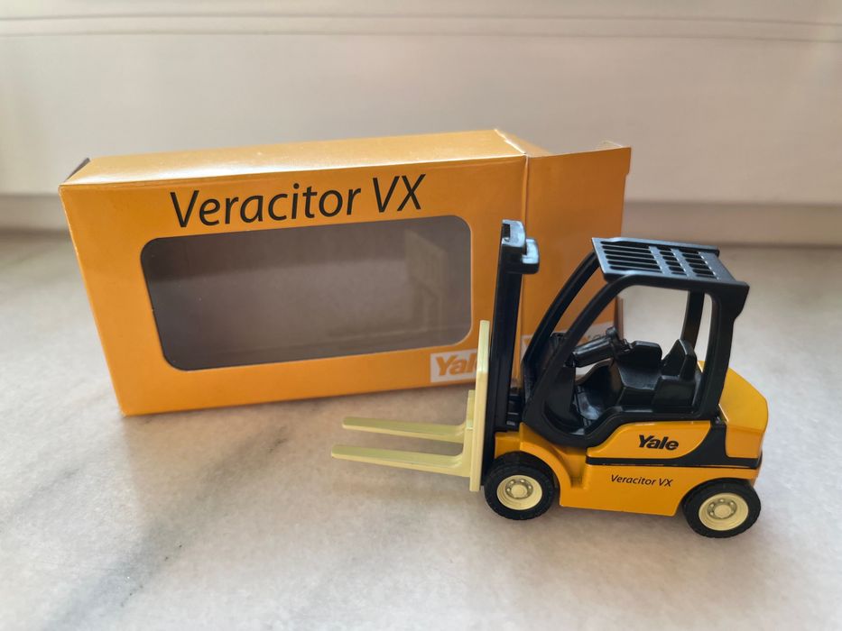Stivuitor Yale Veracitor VX model de jucarie / macheta