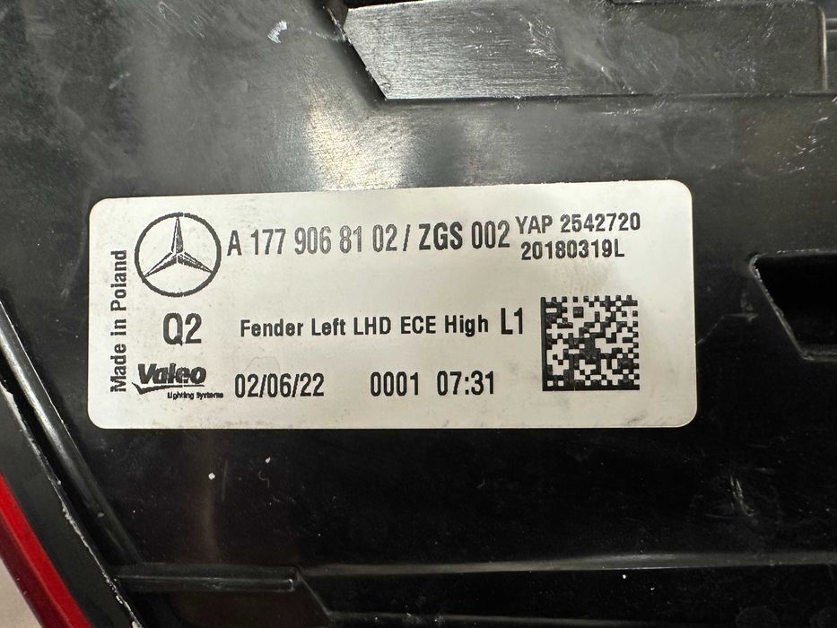 Задна светлина ляв външен стоп стопове Mercedes A W177 Мерцедес А 177