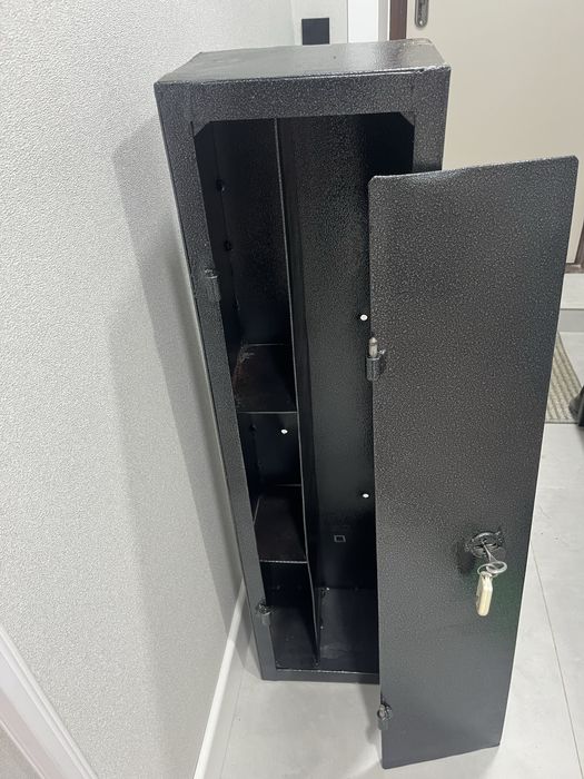 Продам сейф под ружьё