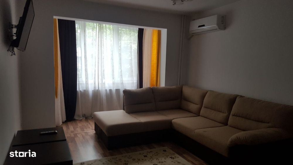 Semicentral apartament spatios si modern cu 2 camere etaj 1 — fotografia 1