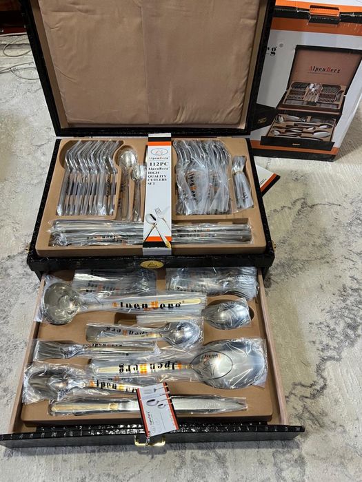 Столовые приборы