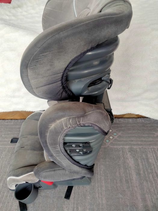 Столче за кола за дете със специални нужди