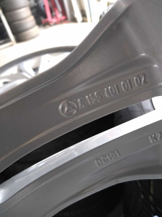 Jante Mercedes GLA W156 Anvelope iarna Michelin  235 50 18