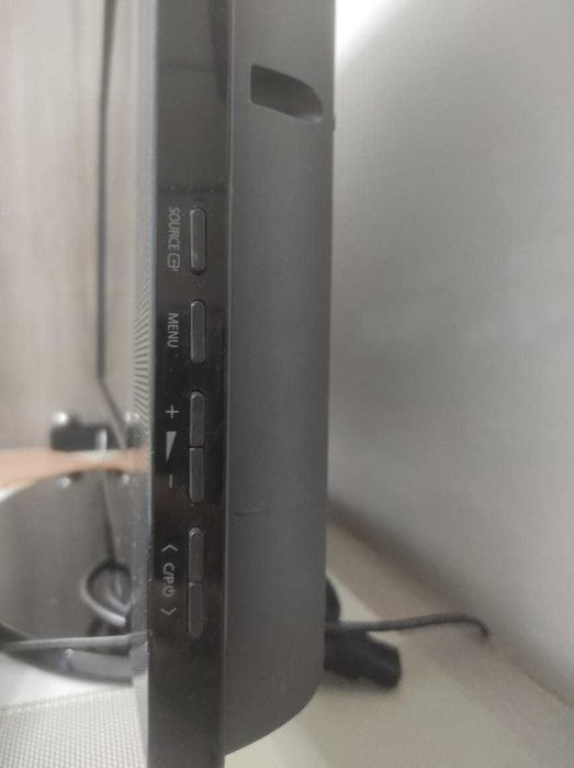 Телевизор SAMSUNG