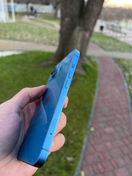 Продам iPhone 13 128Gb