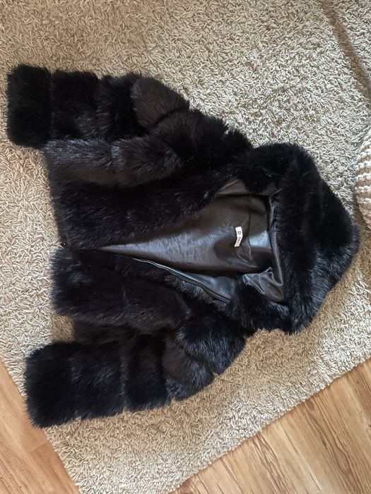 Късо зимно палто размер S