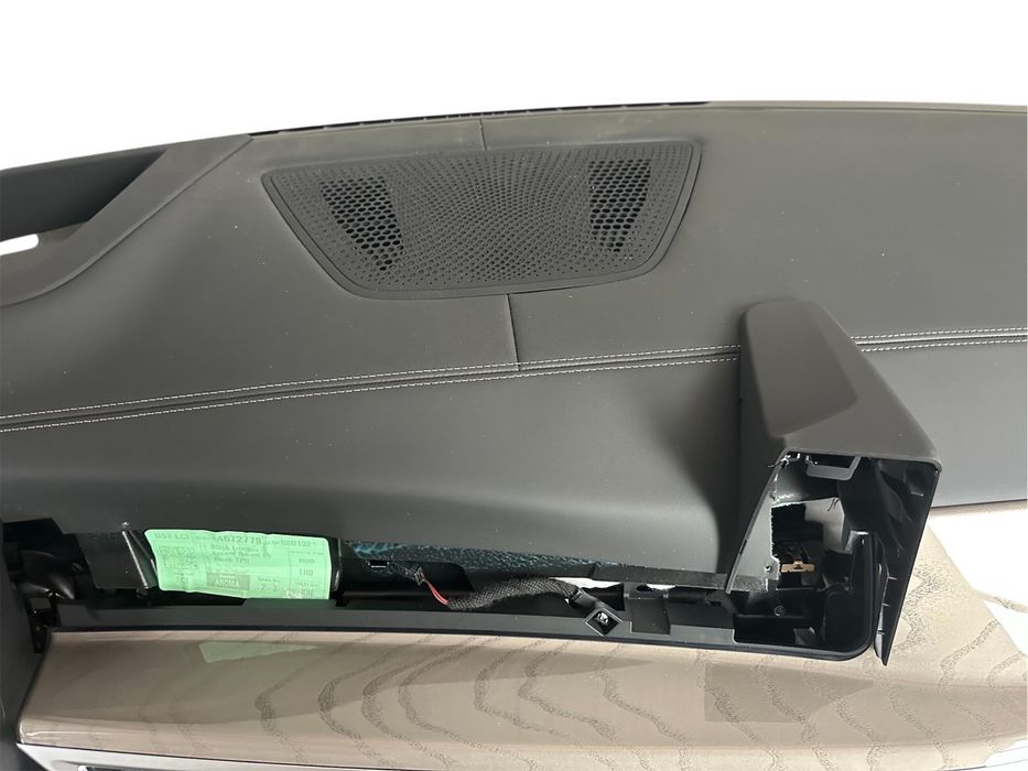 Bmw G05/G06/G07 LCI Кожено табло