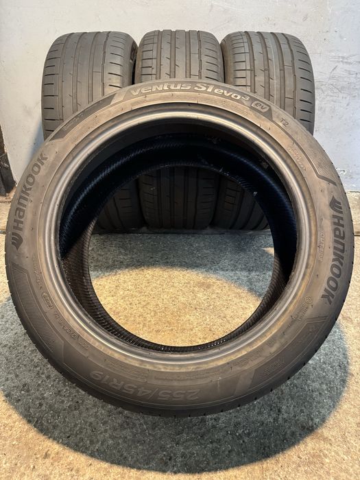Гуми 255/45/19 HANKOOK Ventus S1 Evo3 T2