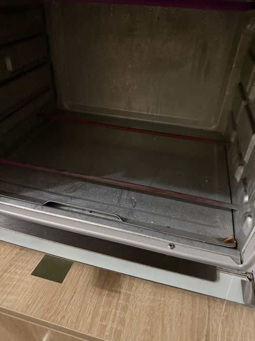 Духовая печь Elenberg