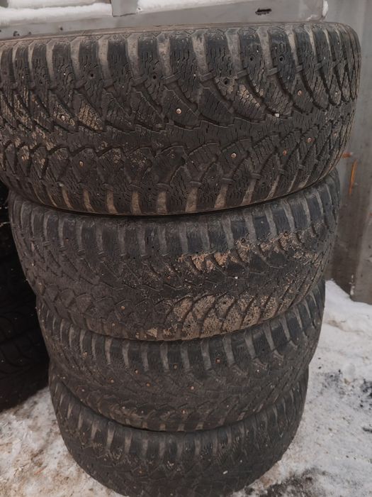 Шины зимние на 18