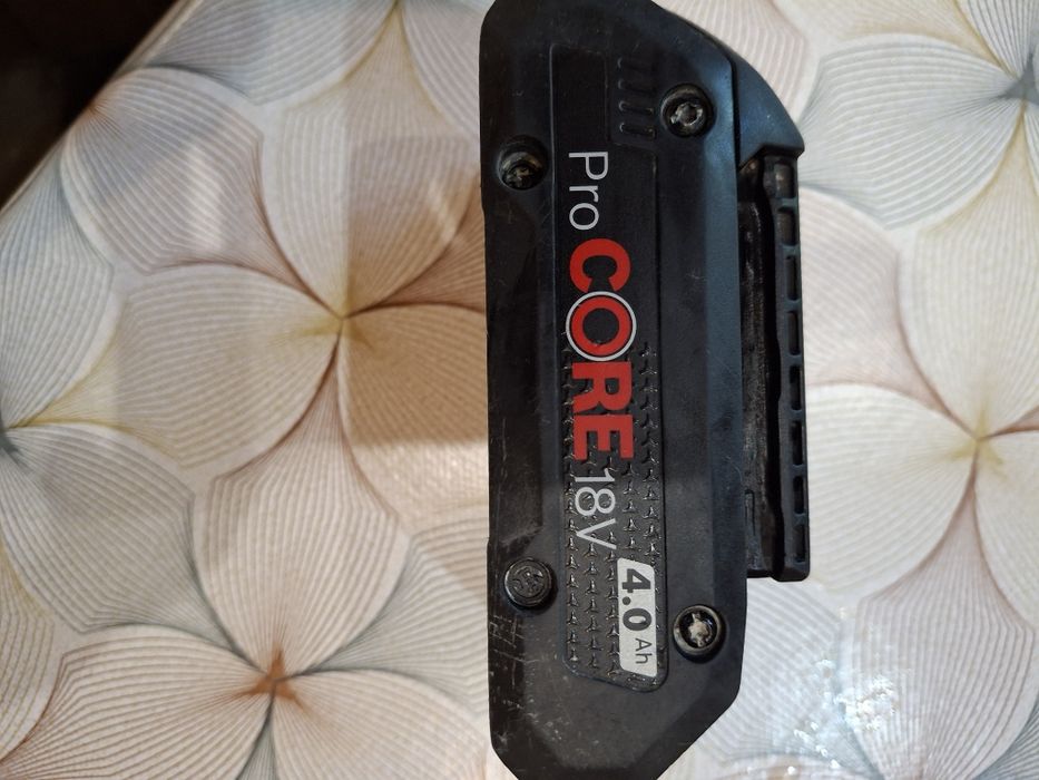 Винтоверт  ударен BOSCH GDR 18V-200C