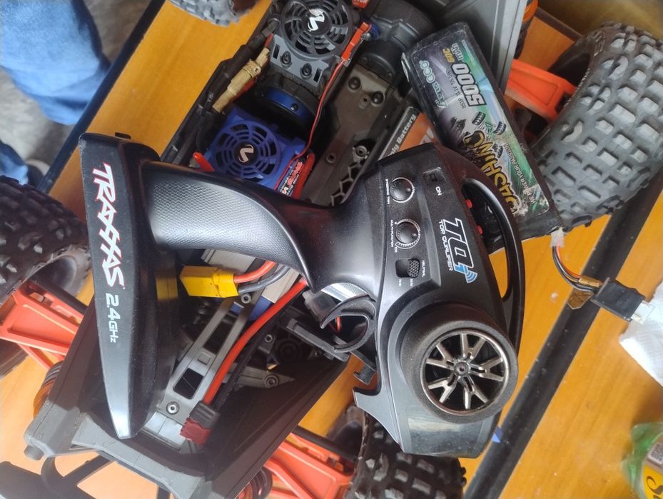 Traxxas maxx,RC,рц