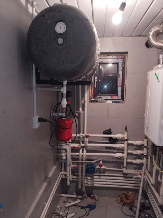 Сантехник,стаж работы 18 лет