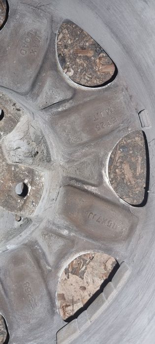 Продаю диски с резиной R 15 mercedes мерседес