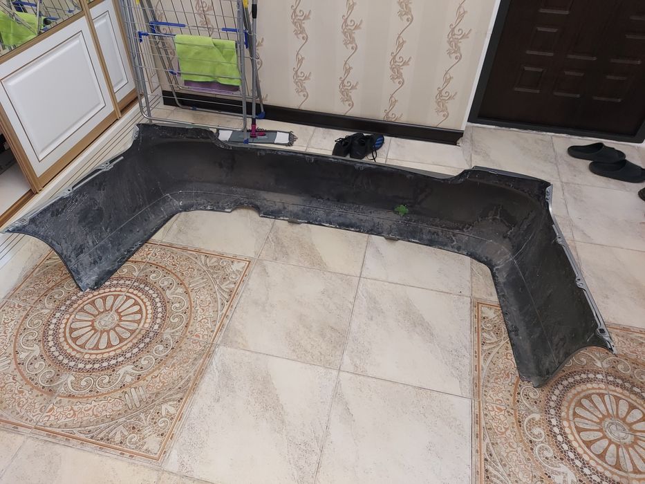 Продам бампер от lexus es, toyota wisdom