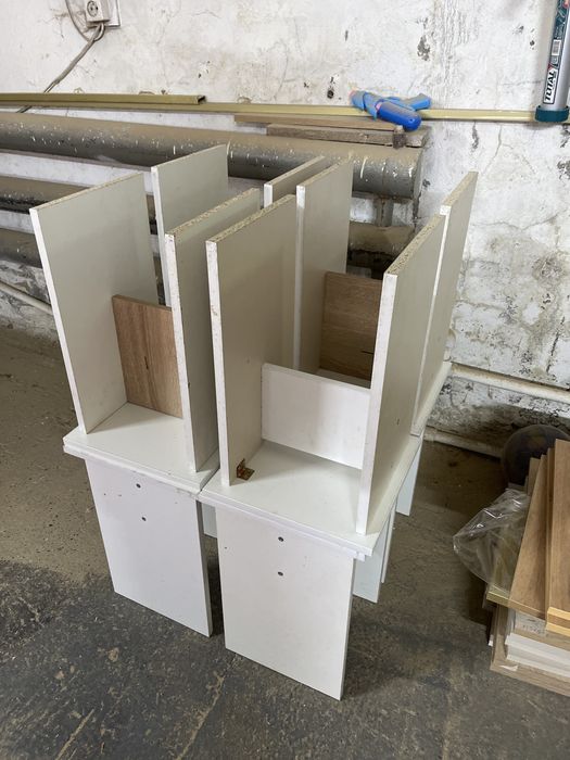 Продаи табуретки 8 штук за 10 000 т.т.