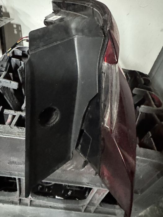 Vand stop dreapta renault megane 4 OEM