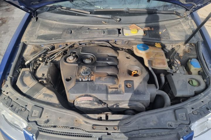 Dezmembrez VW Passat B5.5 motor 1.9 TDI AVF injector bloc lumini macara geam cutie a4 b6 dezmembrari