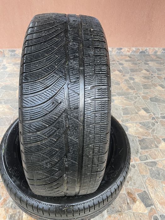 2 Cauciucuri Iarna Michelin 235/ 55 R18